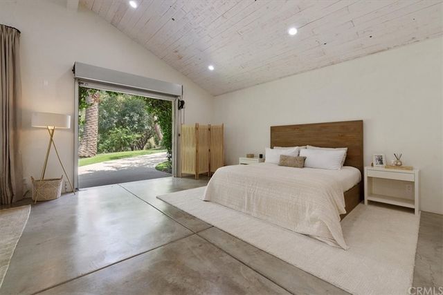 $2,070,000 | 4036 Glenalbyn Drive, Los Angeles, CA 90065