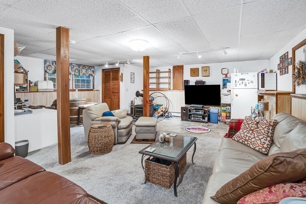 3 A Stratton Road Hudson, MA 01749 - Photo 31 of 36 Gallery Image 31