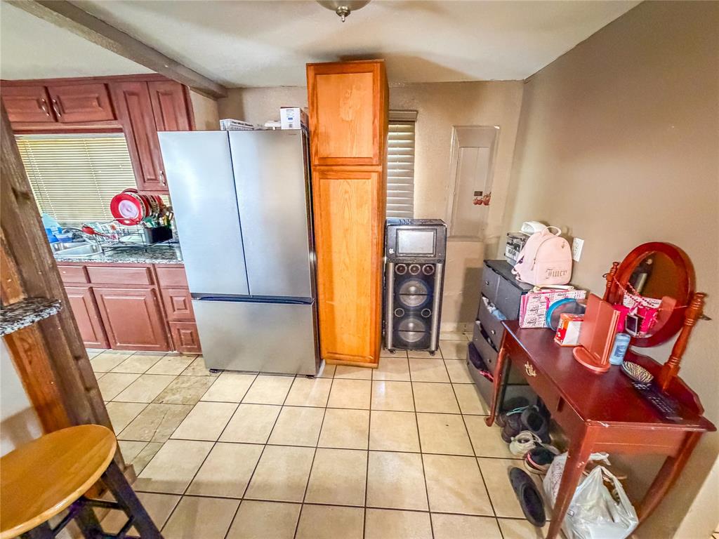 212 Neilson Street McKinney, TX 75069 - Photo 4 of 25