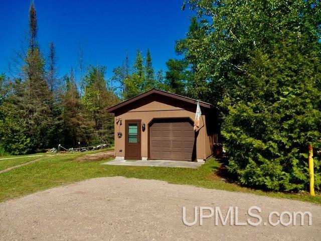 9219 25 Rd Garden Garden, MI 49835 - Photo 3 of 22