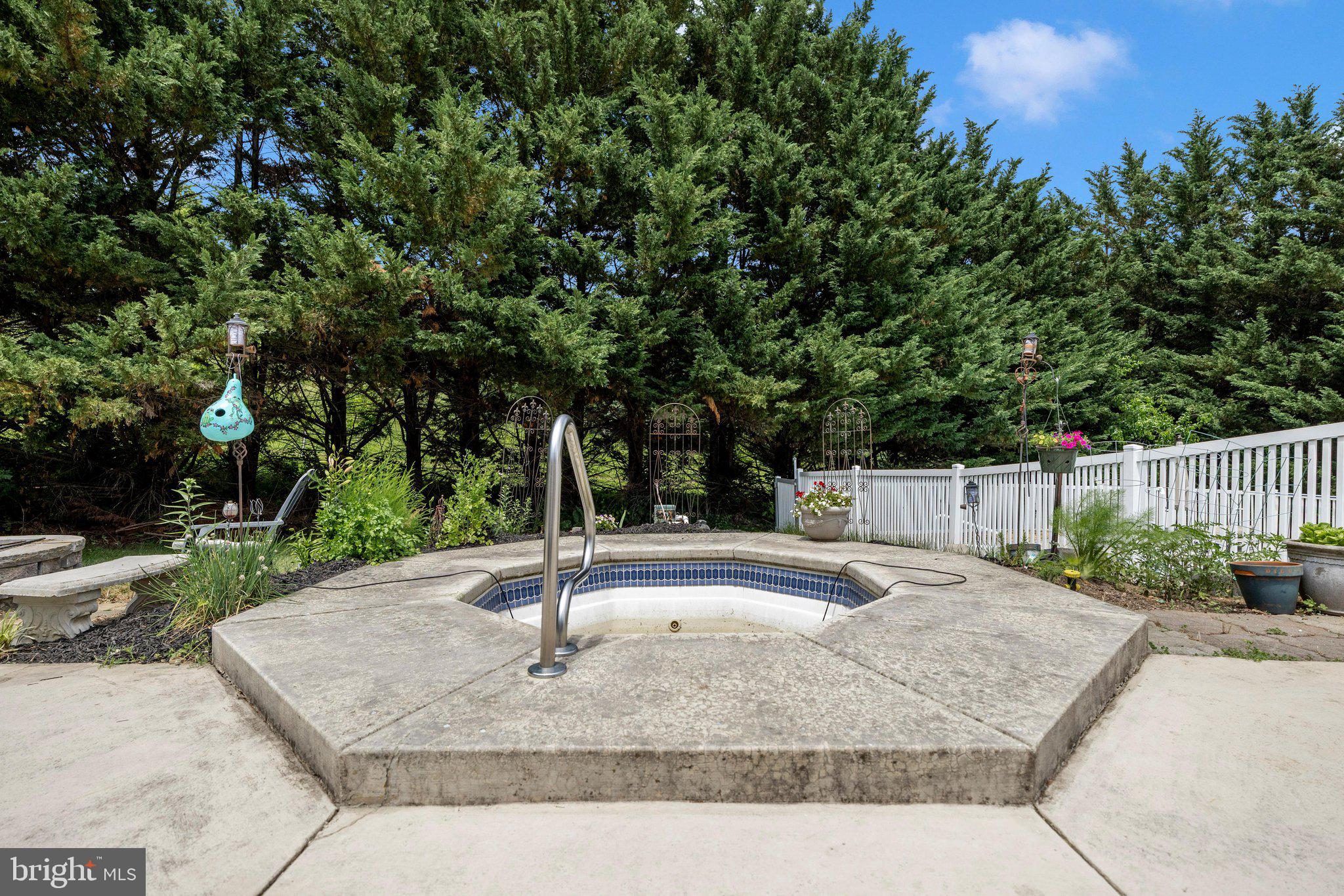 3448 Kaetzel Road Rohrersville, MD 21779 - Photo 70 of 76 Hot Tub
