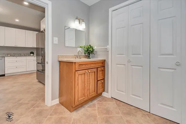 $165,000 | 1032 South E Avenue, Kankakee, IL 60901