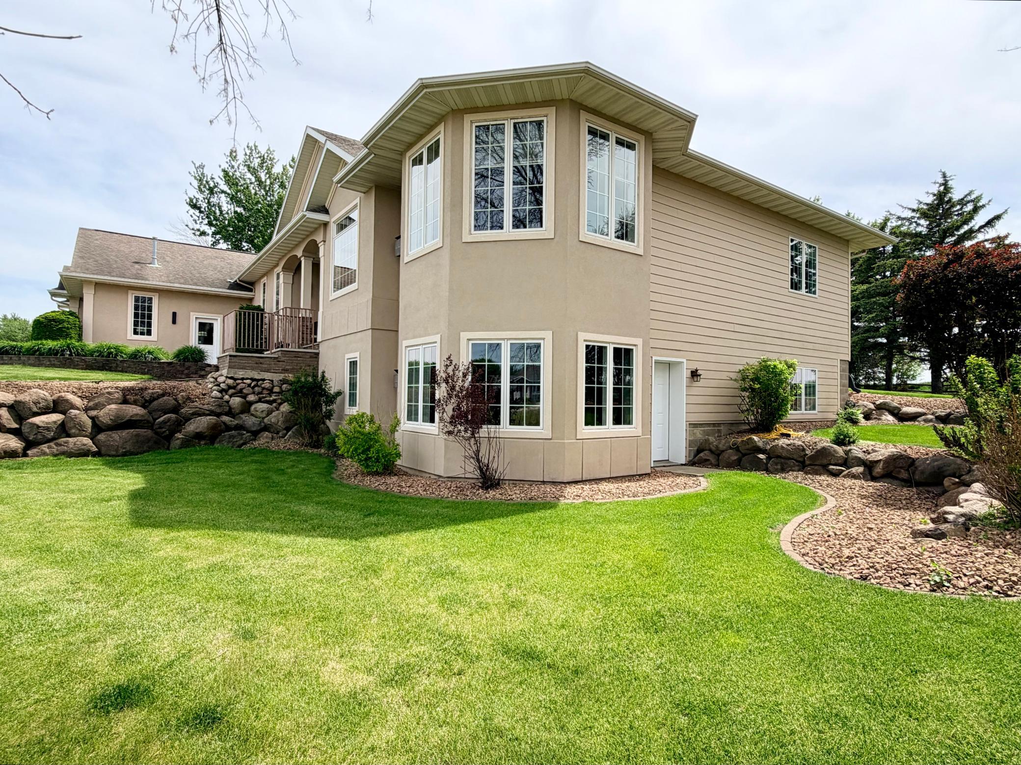 1250 South Crailsheim Road Worthington, MN 56187 - Photo 3 of 53