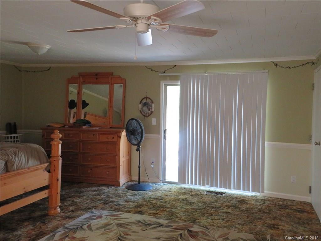 1632 Jim McCarter Road Clover, SC 29710 - Photo 10 of 23 Gallery Image 10
