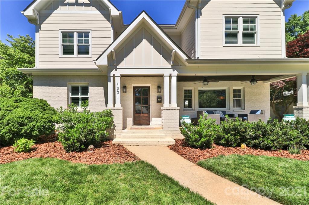 1901 Truman Road Charlotte, NC 28205 - Photo 3 of 39 front view of a house and a yard