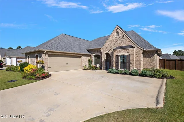 $419,900 | 508 Wales Way, Flowood, MS 39232
