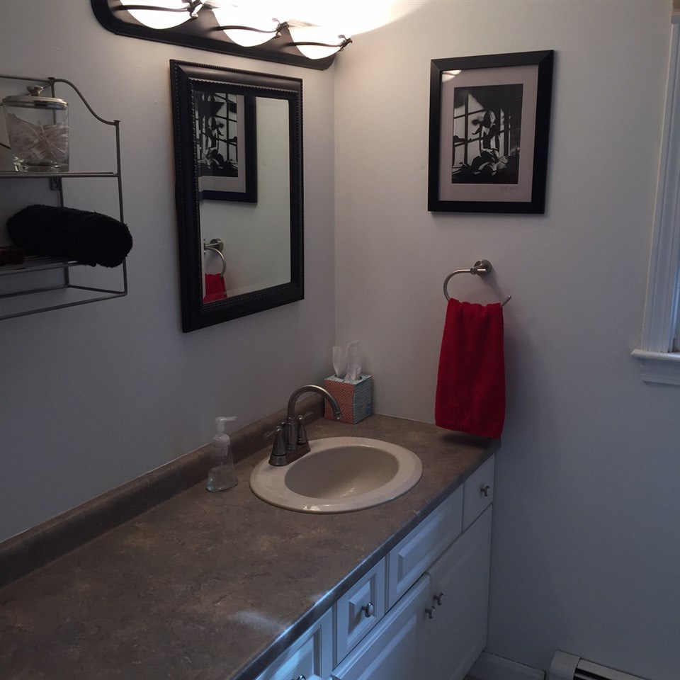 77 Conant Road Nashua, NH 03062 - Photo 13 of 30