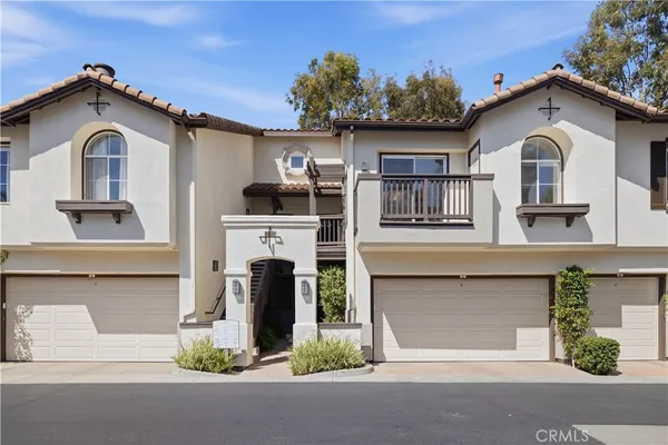 $499,000 | 2960 Champion Way, Unit 805, Tustin, CA 92782