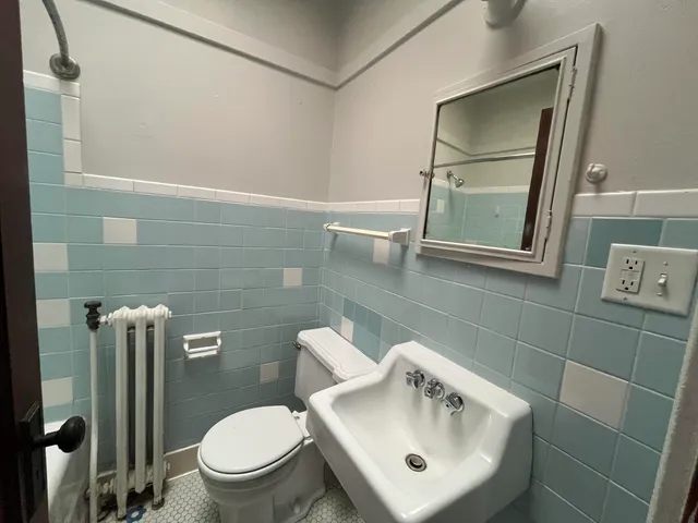 $1,025 | 5219 South Lake Drive, Cudahy, WI 53110