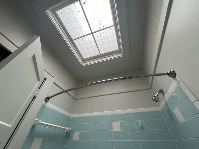 $1,025 | 5219 South Lake Drive, Cudahy, WI 53110