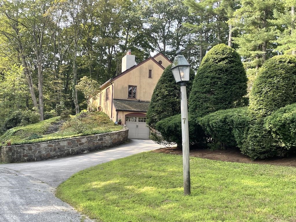 7 Nubanusit Lane Peterborough, NH 03458 - Photo 2 of 50