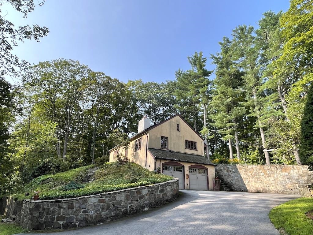 7 Nubanusit Lane Peterborough, NH 03458 - Photo 3 of 50