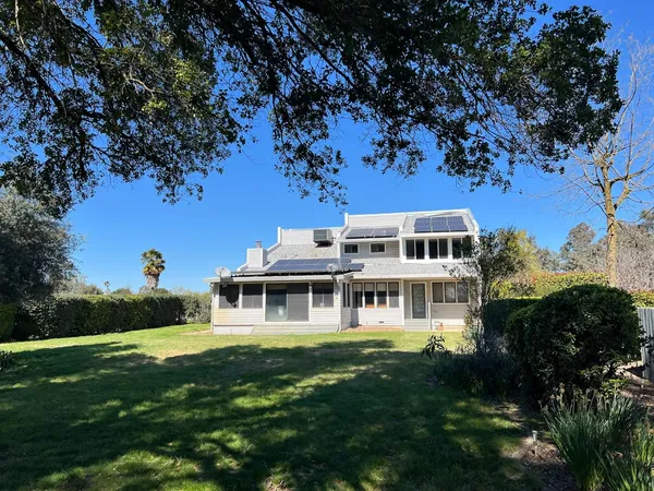 $998,999 | 14076 Saradale Lane, Galt, CA 95632