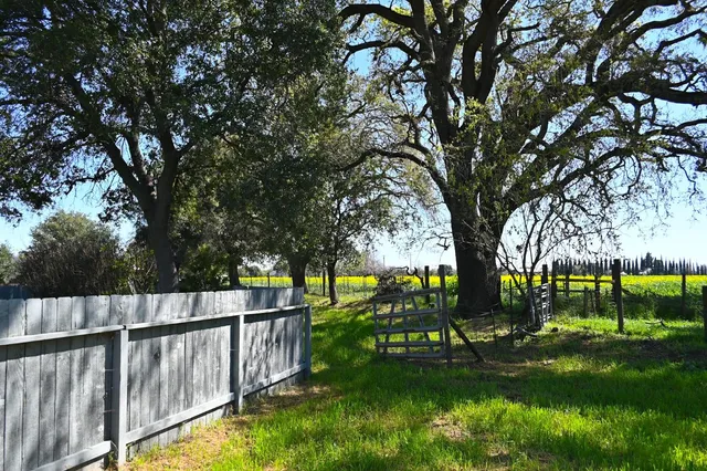 $1,169,999 | 14076 Saradale Lane, Galt, CA 95632