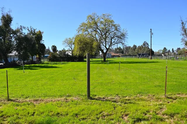 $1,169,999 | 14076 Saradale Lane, Galt, CA 95632