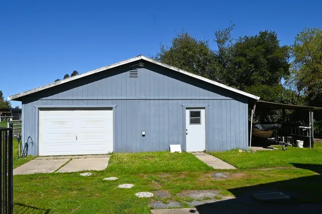 $1,169,999 | 14076 Saradale Lane, Galt, CA 95632