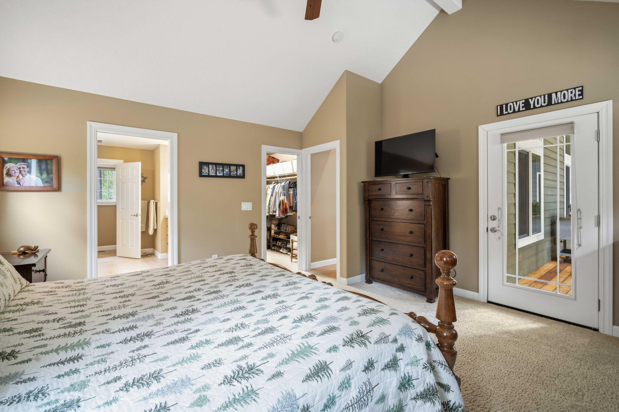 14234 Whitewater Loop La Pine, OR 97739 - Photo 21 of 62 Access to the covered proch and hot tub
