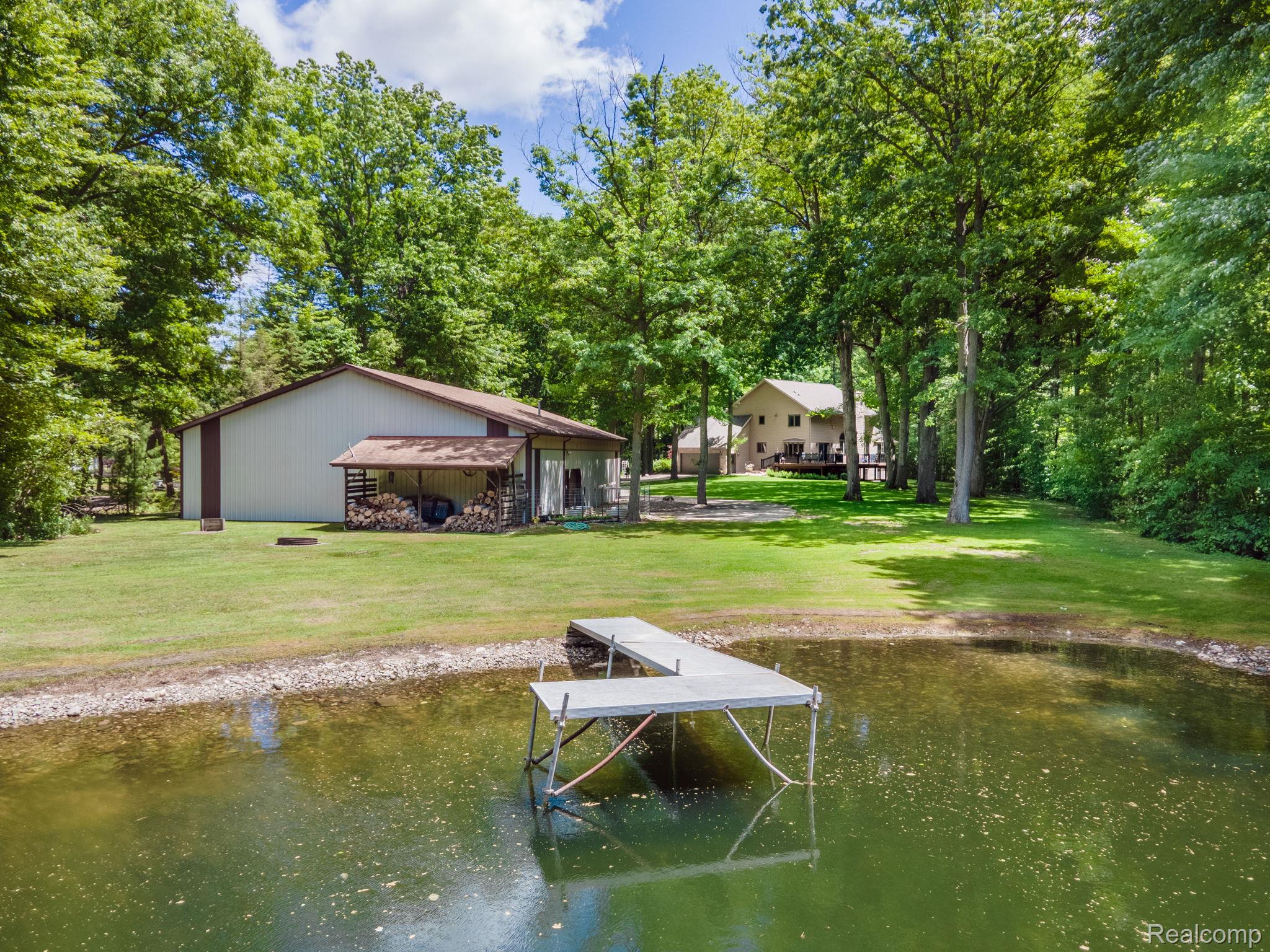 3121 Abbottsford Road North Street, MI 48049 - Photo 7 of 39 3121 Abbottsford Rd (37).jpg