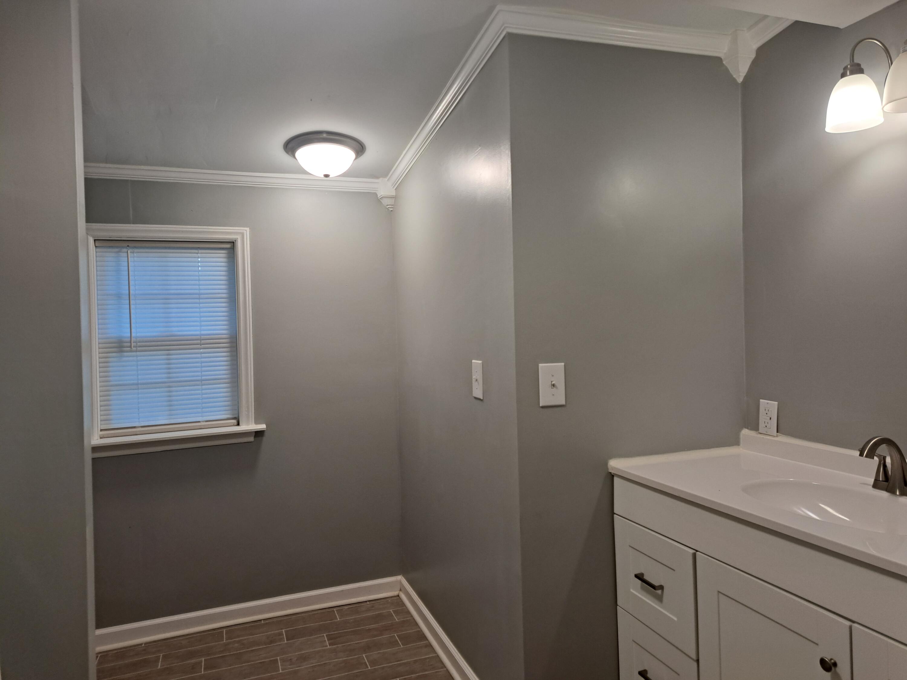 119 State Rd S-38-1804 Vance, SC 29163 - Photo 15 of 16 Bathroom 2