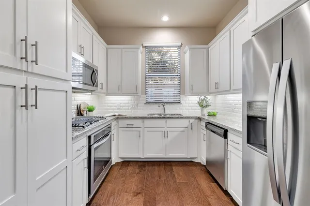 $450,000 | 4133 South Broadway Avenue, Flower Mound, TX 75028