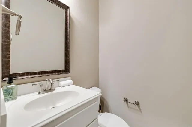 $450,000 | 4133 South Broadway Avenue, Flower Mound, TX 75028