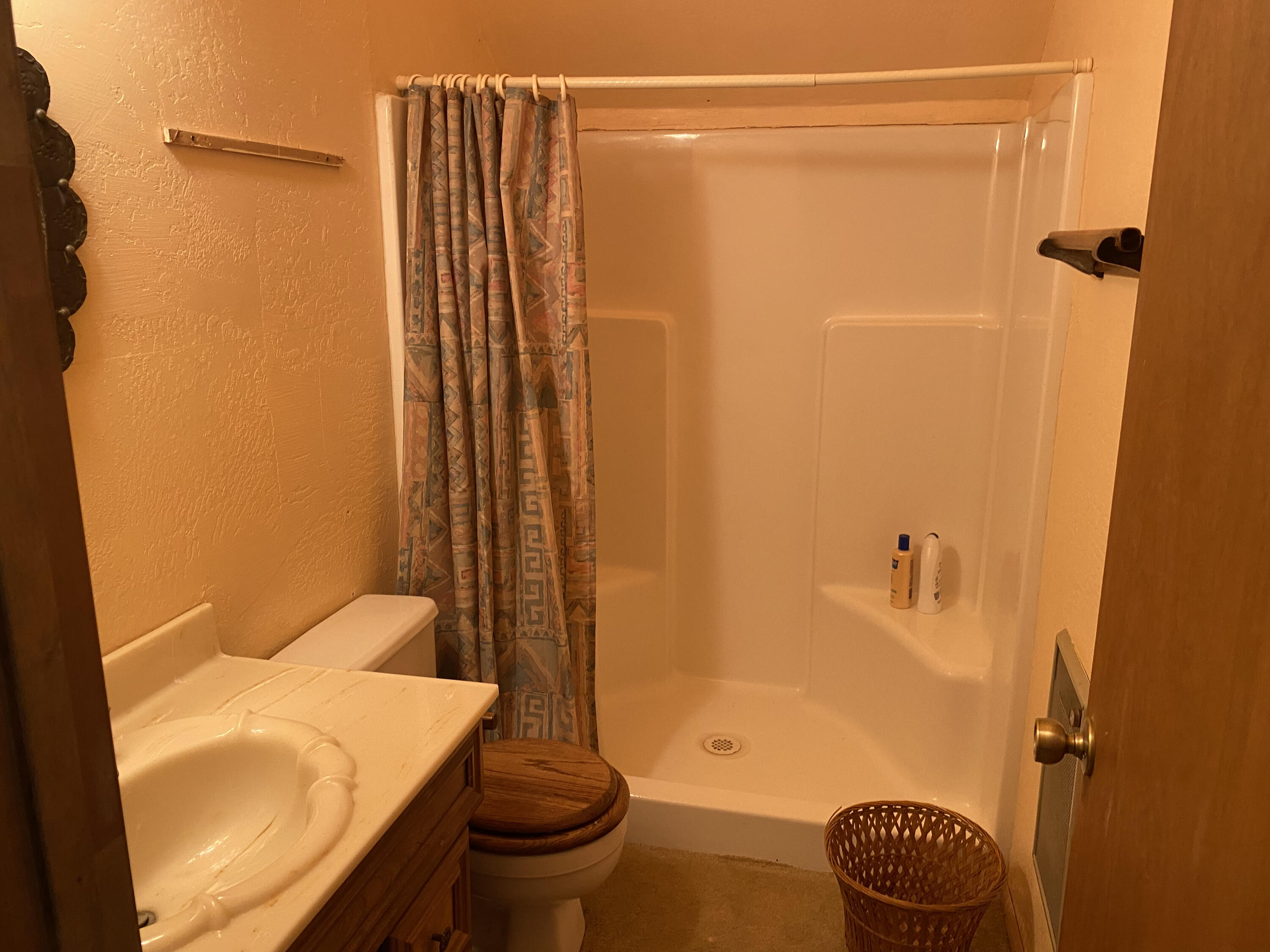 57735 Fox Drive Springville, CA 93265 - Photo 12 of 13 LOFT BATHROOM
