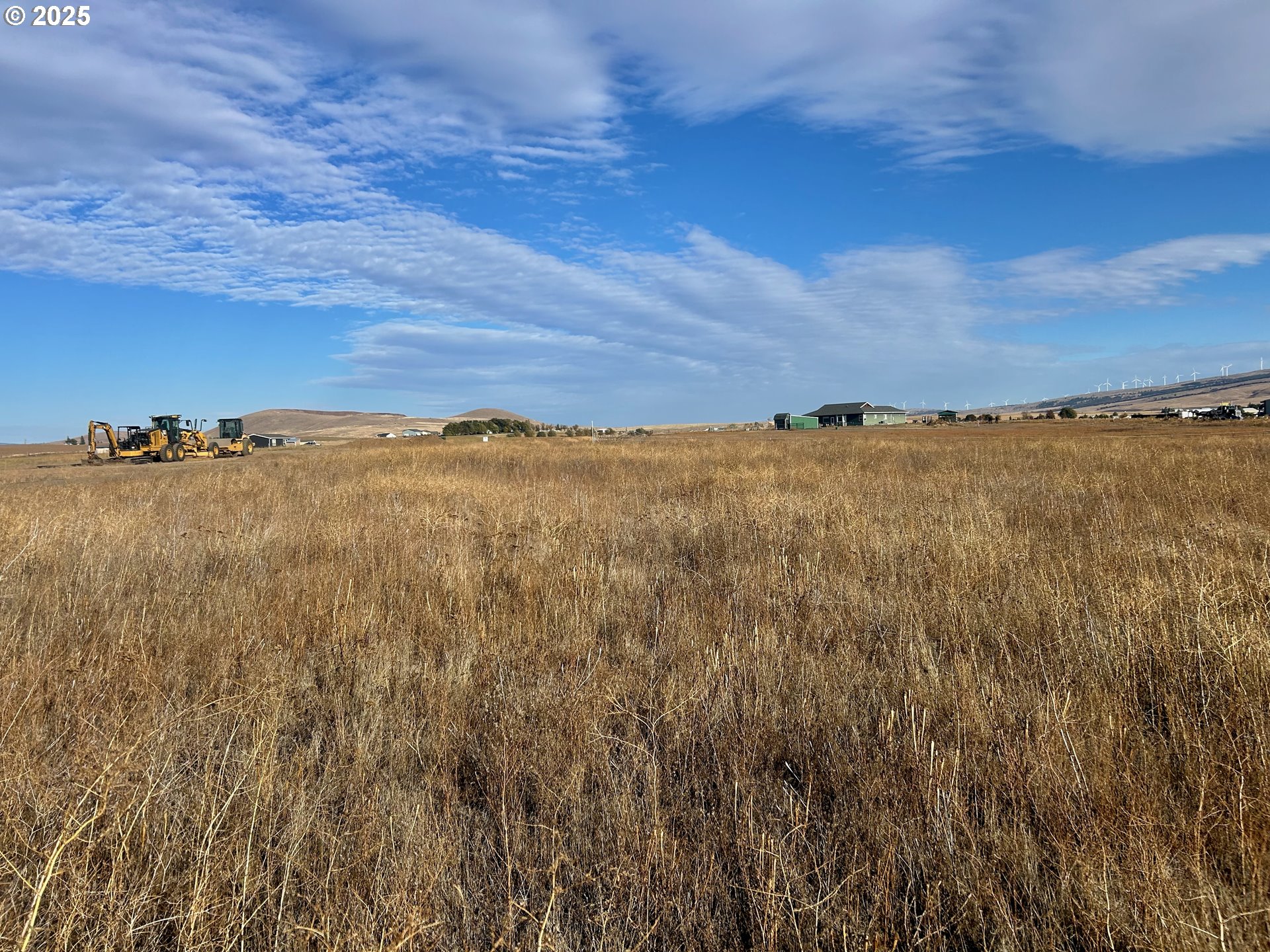 55 Cole Mt Loop Goldendale, WA 98620 - Photo 8 of 9 a view of an ocean