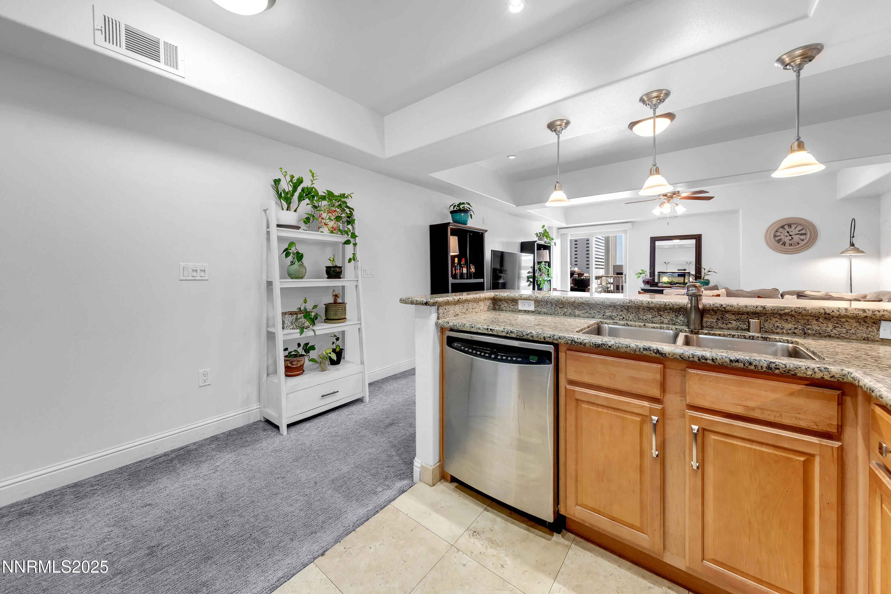 200 West 2nd Street, Unit 501 Reno, NV 89501 - Photo 5 of 39 W2nd501-003