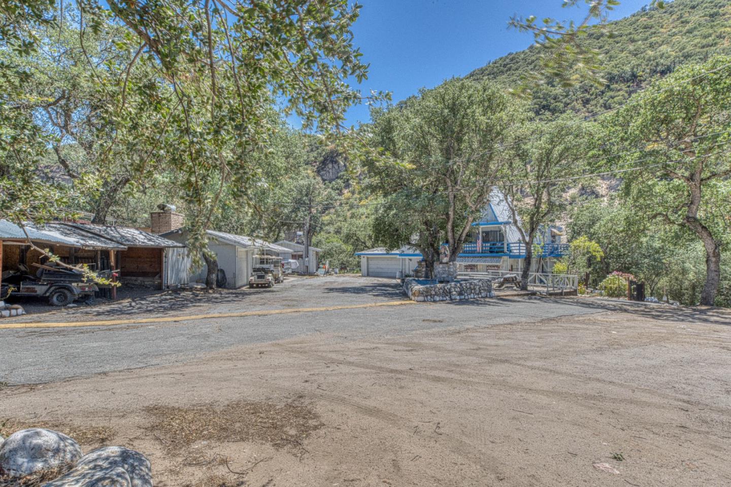 45470 Carmel Valley Road Greenfield, CA 93927 - Photo 8 of 33