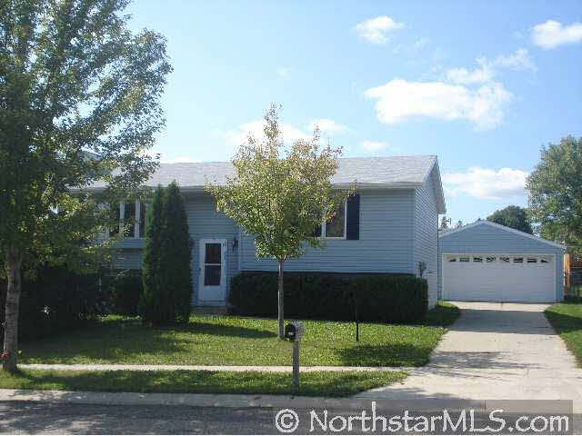 811 46th Avenue Northwest Rochester, MN 55901 - Photo 1 of 1