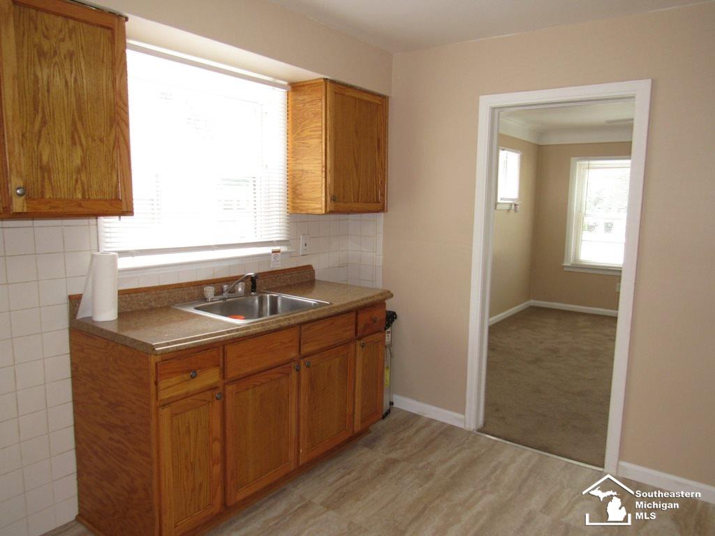 10535 Pardee Road Taylor, MI 48180 - Photo 5 of 18