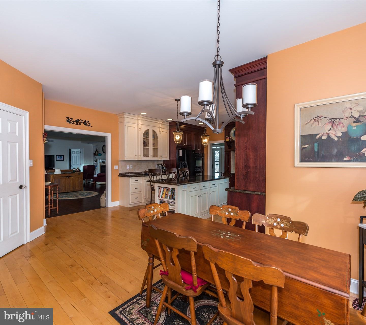 362 Hereford Road Elizabethtown, PA 17022 - Photo 11 of 59 Breakfast area
