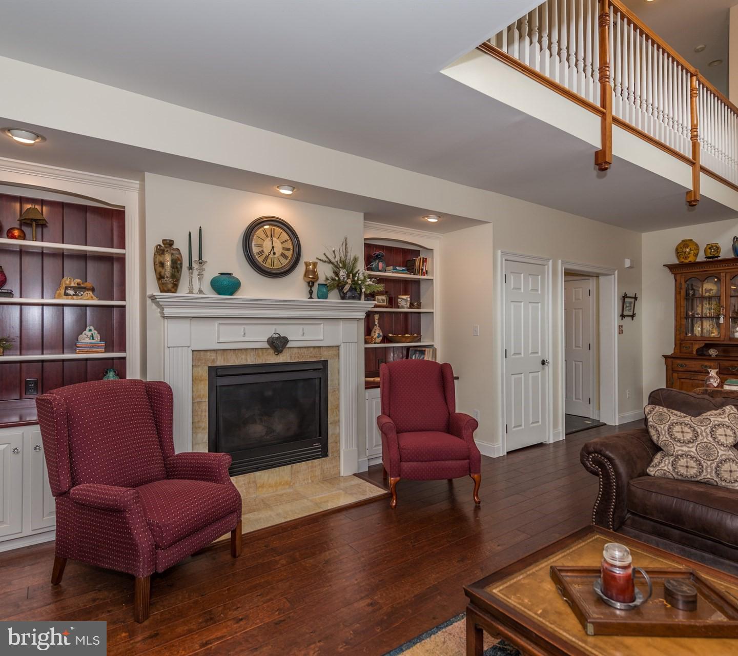 362 Hereford Road Elizabethtown, PA 17022 - Photo 17 of 59 Family room gas fireplace