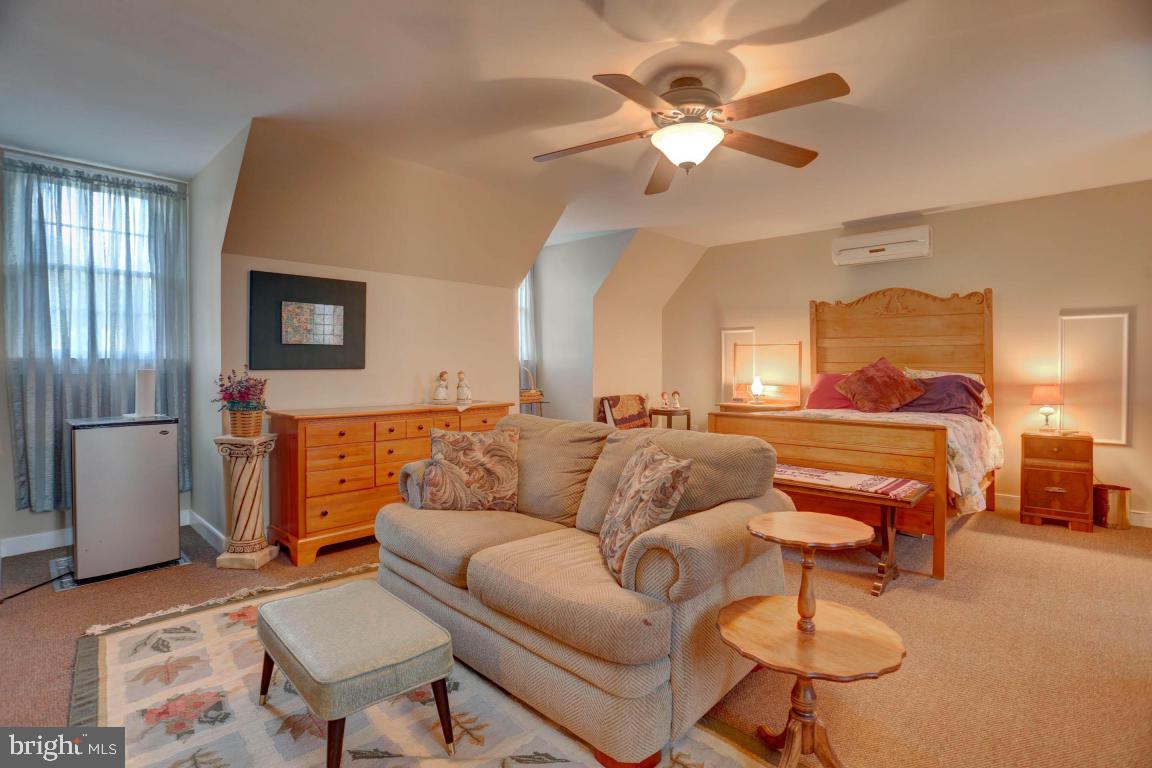 362 Hereford Road Elizabethtown, PA 17022 - Photo 39 of 59 In Law Suite