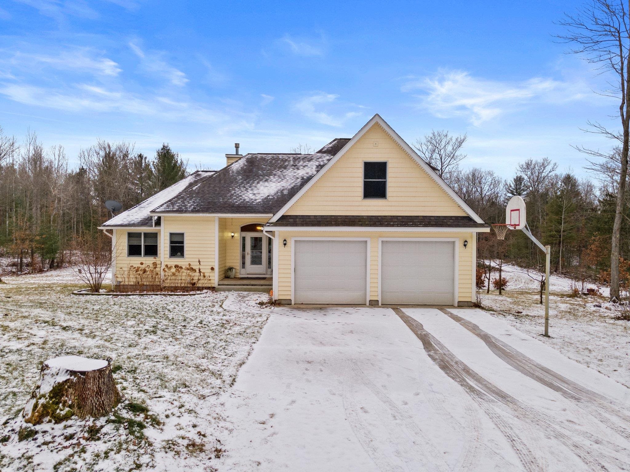 1794 West 14 Road Mesick, MI 49668 - Photo 80 of 88 1895871-79.JPG