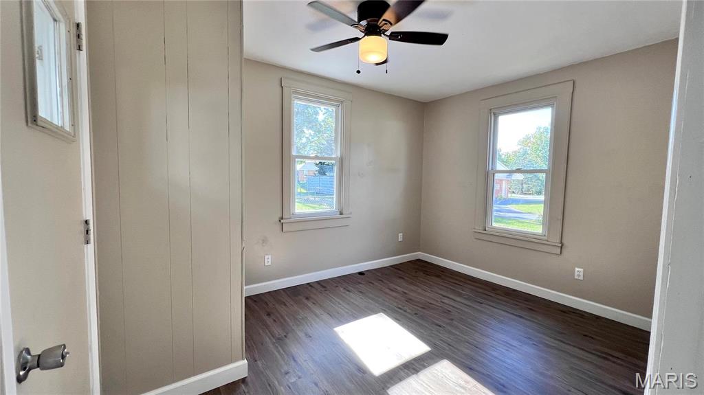 604 Kaskaskia Street New Athens, IL 62264 - Photo 12 of 18