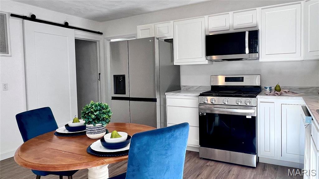 604 Kaskaskia Street New Athens, IL 62264 - Photo 8 of 18