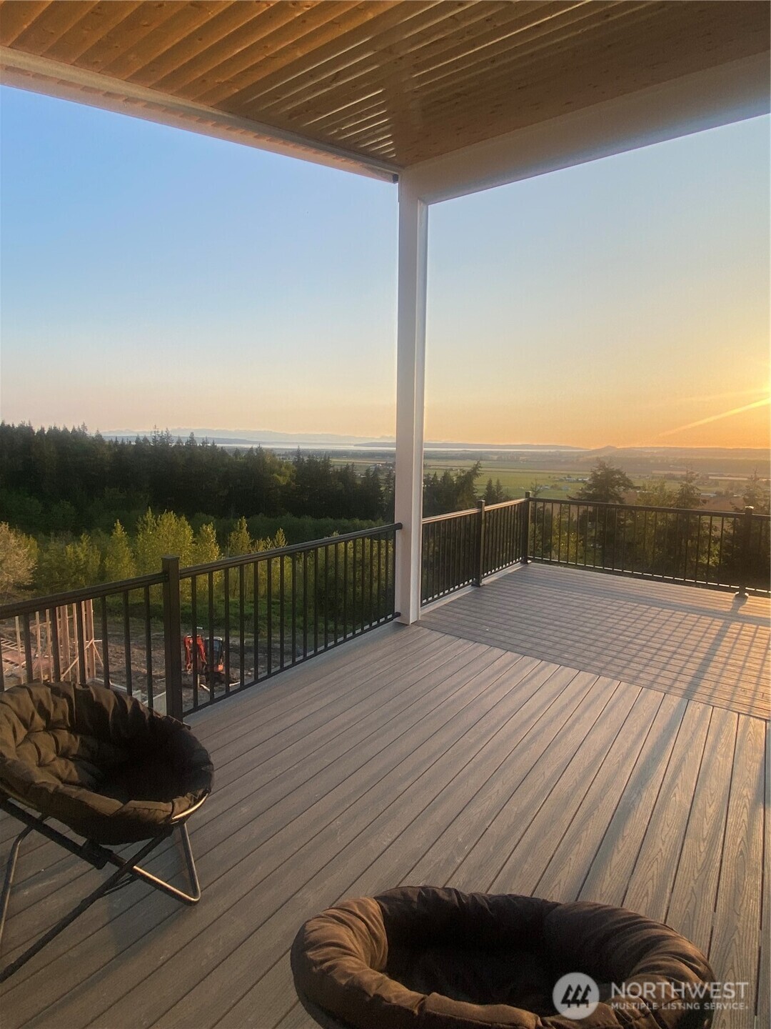 20555 Benson Ridge Mount Vernon, WA 98274 - Photo 25 of 40 a view of balcony with wooden floor and lake view