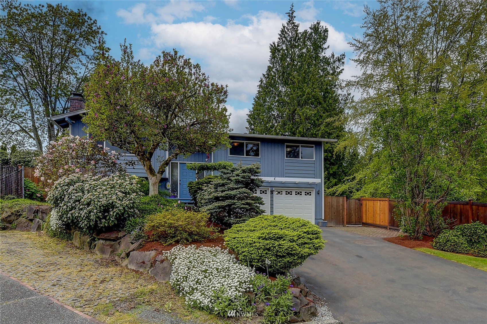 22028 5th Avenue West Bothell, WA 98021 - Photo 18 of 19 a view of a house with a garden