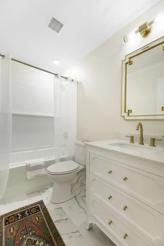 $475,000 | 122 Pinewood Drive, Moncks Corner, SC 29461