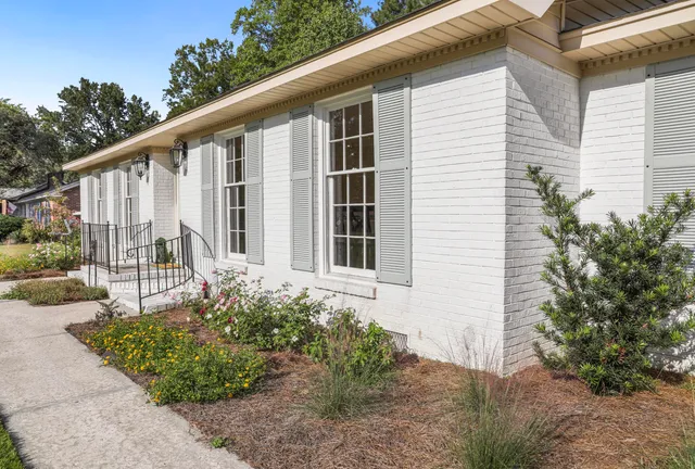 $475,000 | 122 Pinewood Drive, Moncks Corner, SC 29461