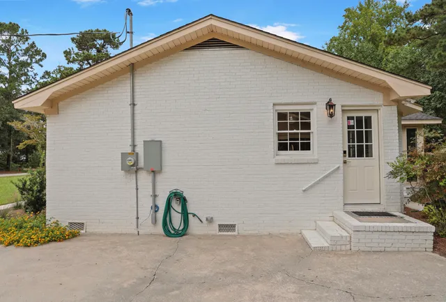 $475,000 | 122 Pinewood Drive, Moncks Corner, SC 29461