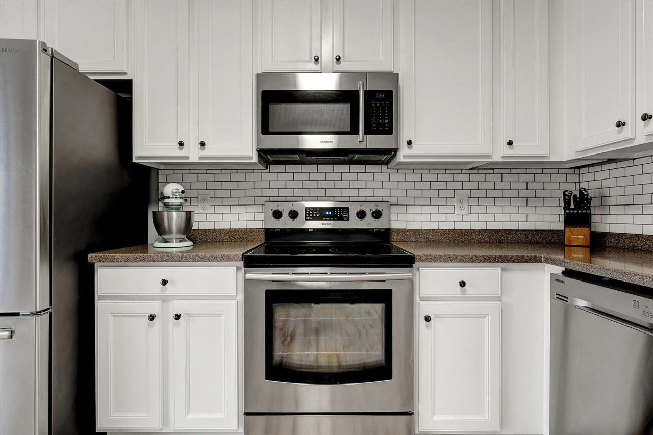 7747 Winners Edge Street Raleigh, NC 27617 - Photo 10 of 30 Kitchen