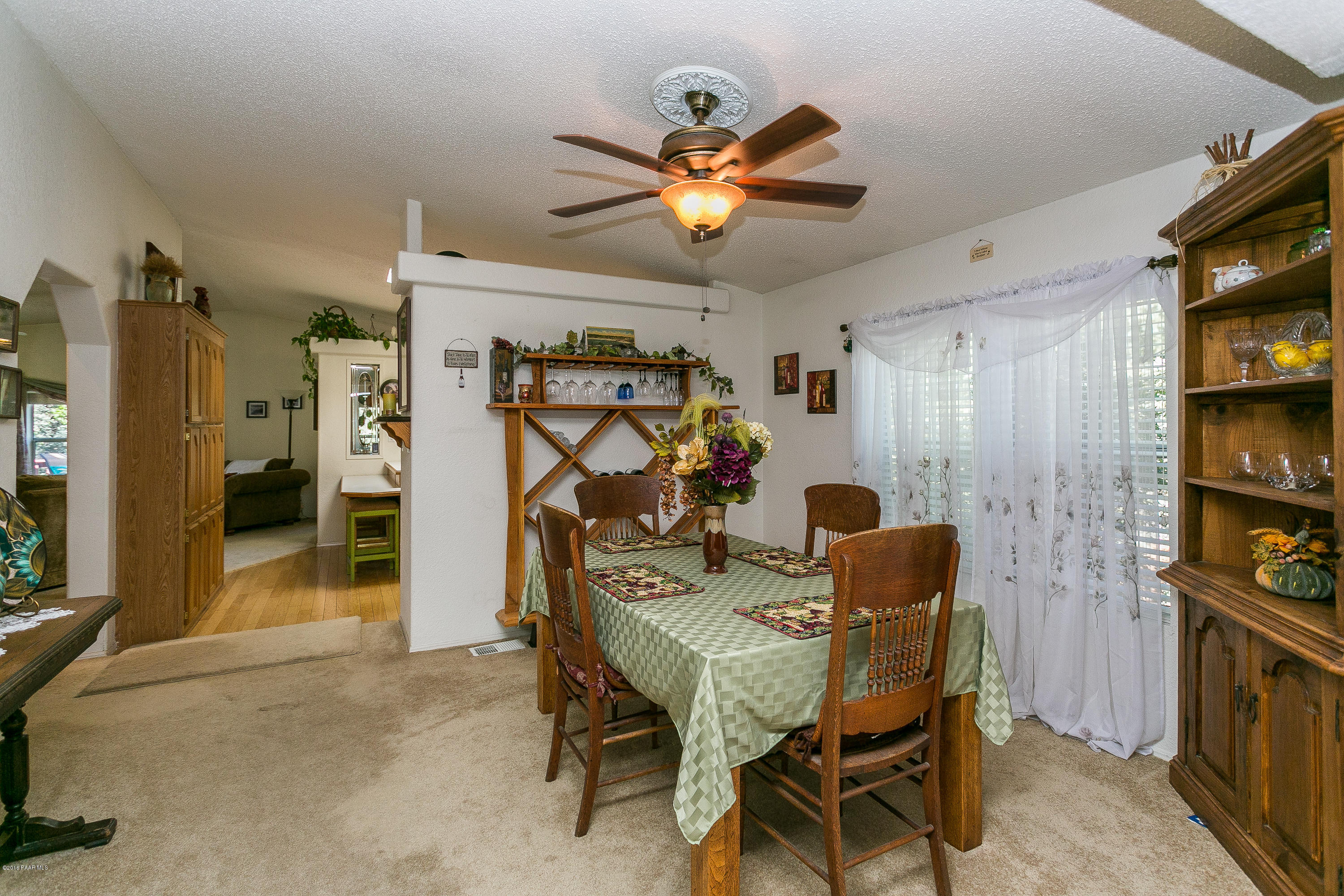 009_Dining Room