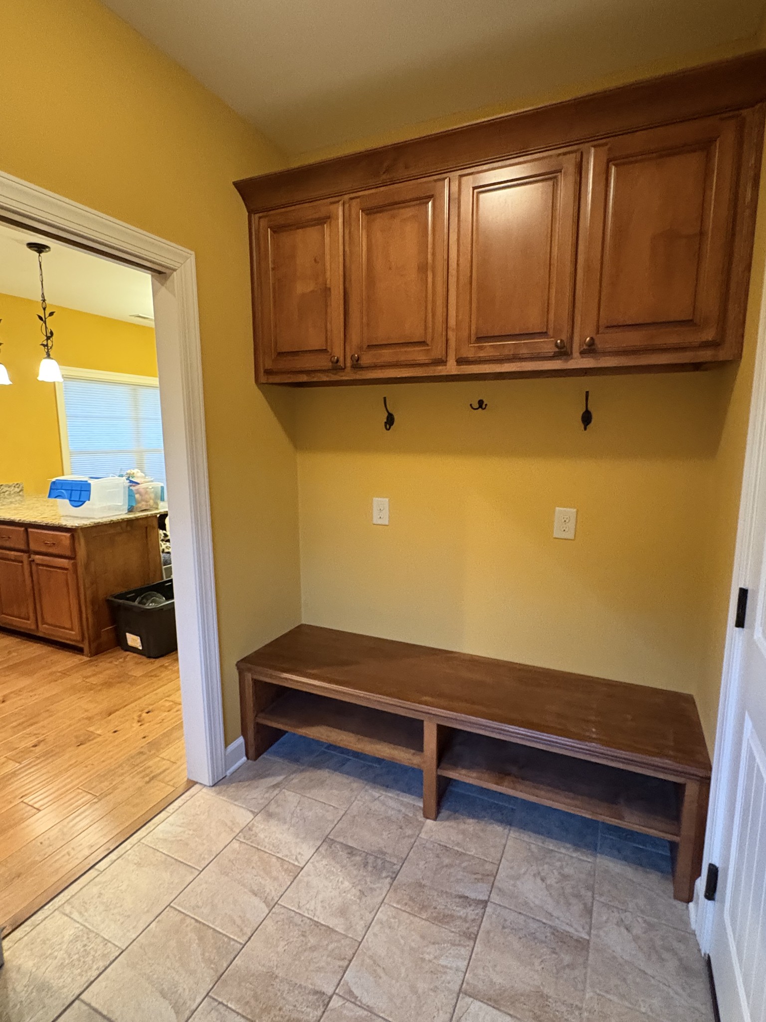 117 Grayson Lane White House, TN 37188 - Photo 12 of 24 a view of room with cabinets