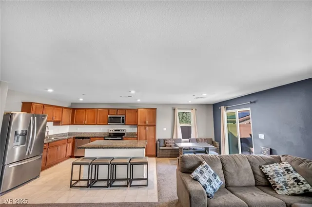 $367,500 | 840 Turtleback Fls Avenue, Indian Springs, NV 89018