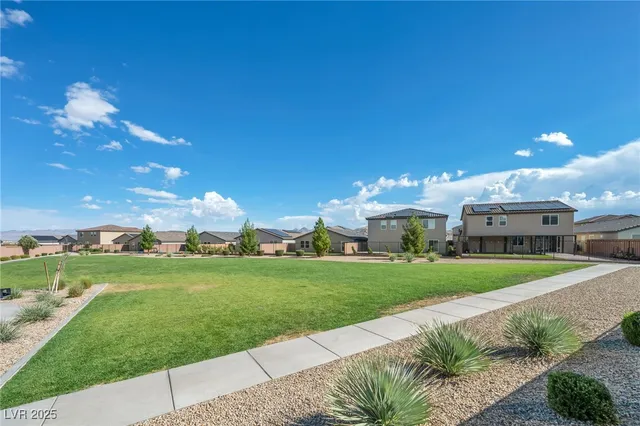 $367,500 | 840 Turtleback Fls Avenue, Indian Springs, NV 89018