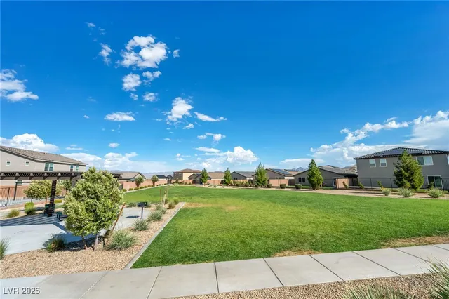 $367,500 | 840 Turtleback Fls Avenue, Indian Springs, NV 89018