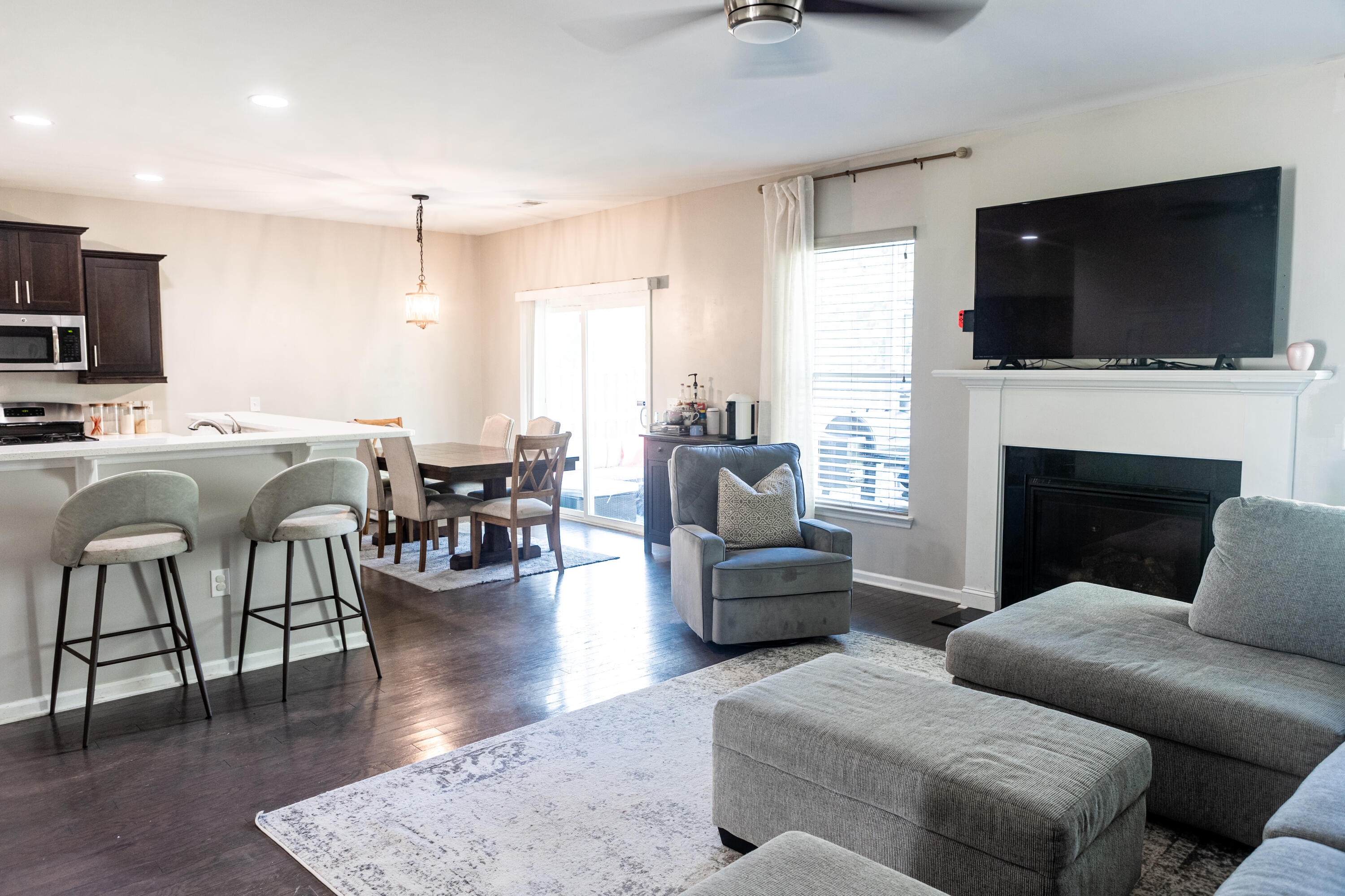 223 Alpine Road Summerville, SC 29485 - Photo 3 of 20 223 Alpine -8