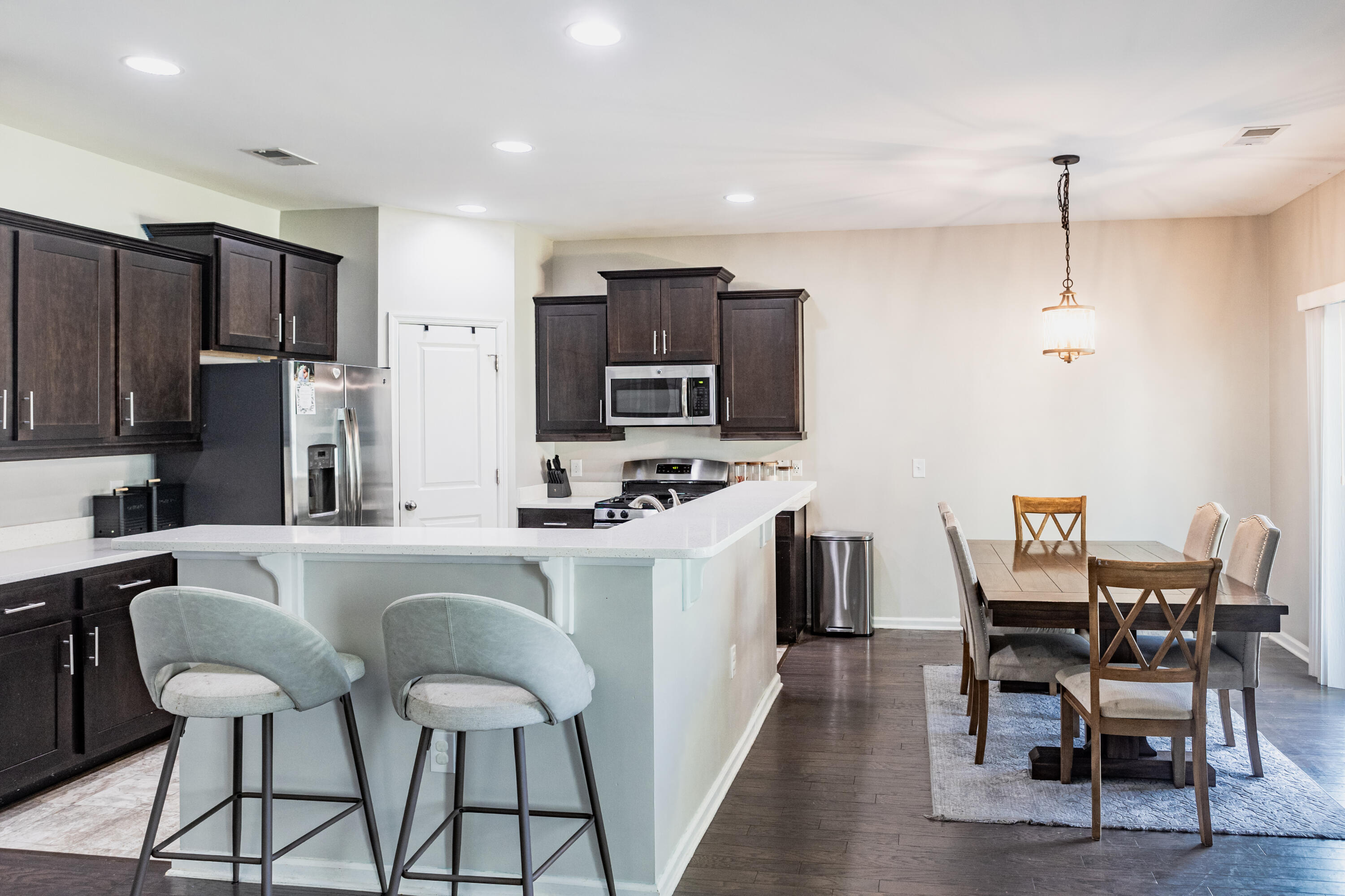 223 Alpine Road Summerville, SC 29485 - Photo 10 of 20 223 Alpine -11